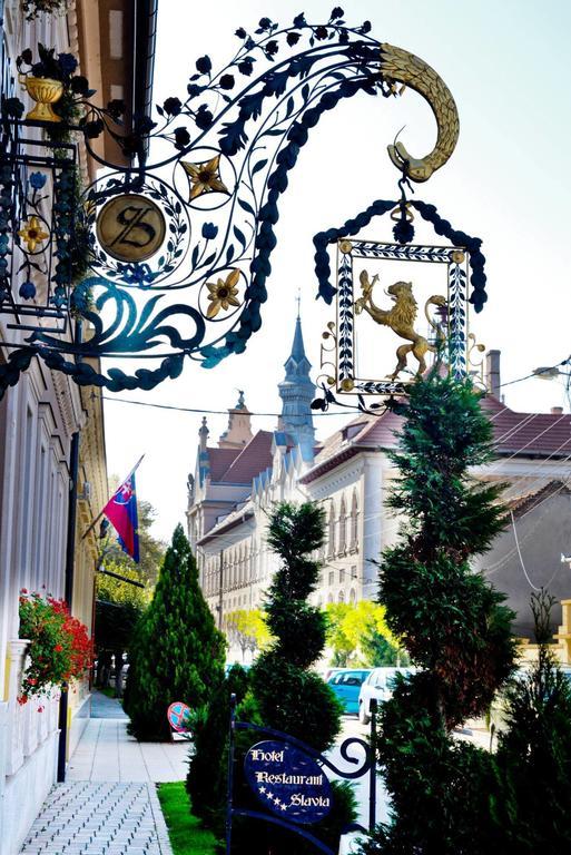 Hotel Slavia Salonta Εξωτερικό φωτογραφία